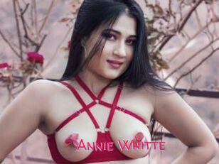 Annie_Whitte