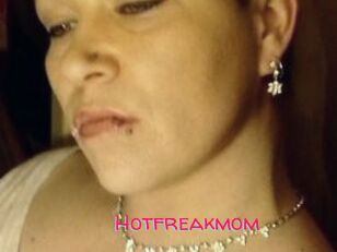 Hotfreakmom