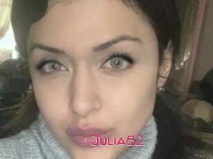 Julia82