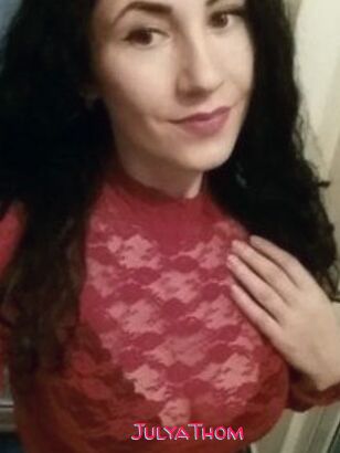 JulyaThom