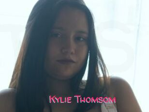 Kylie_Thomsom