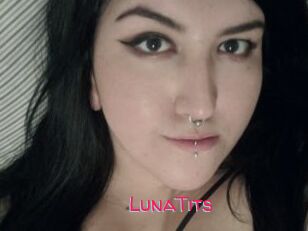 LunaTits