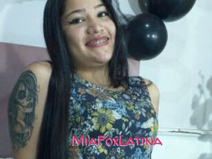 MiaFoxLatina