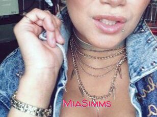 MiaSimms