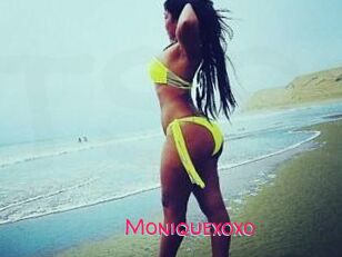 Moniquexoxo