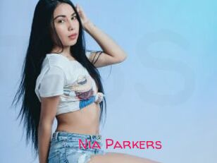 Nia_Parkers