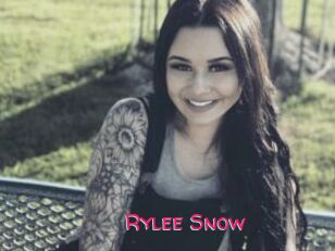 Rylee_Snow