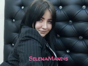 SelenaMandis